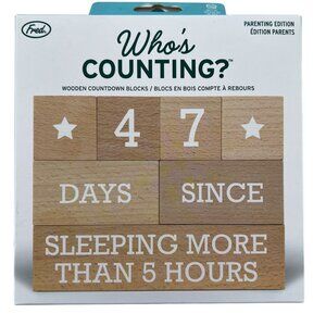 Fred Studio "Who's Counting?" Parenting Edition Wooden Count Down Blocks